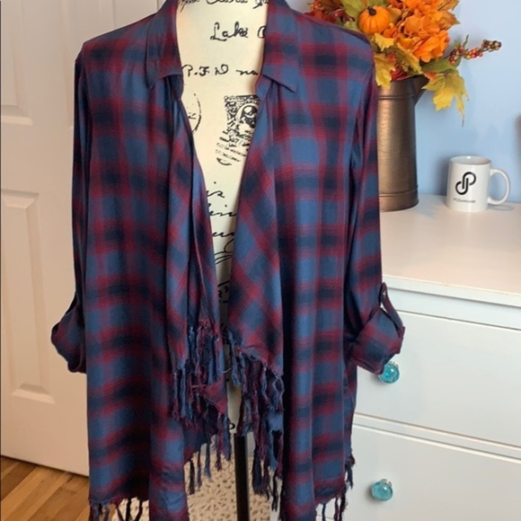 Willow & Clay Aria Plaid Fringe Kimono Medium NWOT - Picture 5 of 7